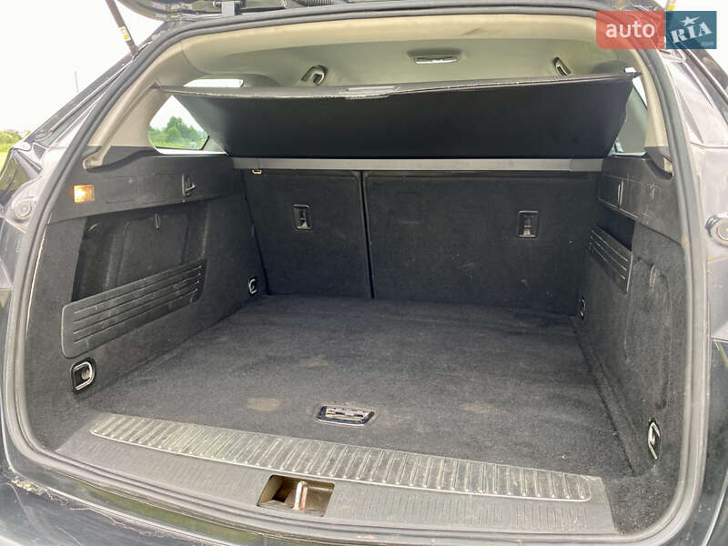 Універсал Opel Astra 2011 в Новояворівську