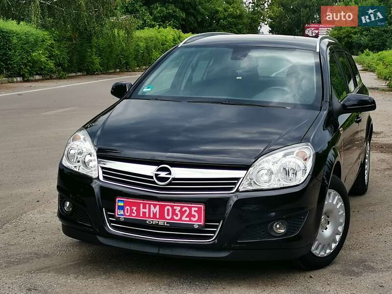 Opel Astra 2010