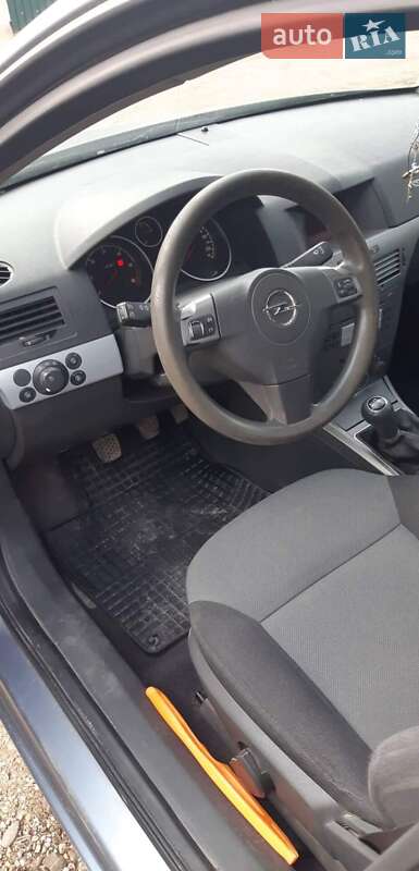 Универсал Opel Astra 2005 в Тлумаче фото 10 Универсал Opel Astra 2005 в Тлумаче