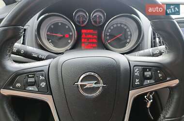 Універсал Opel Astra 2013 в 