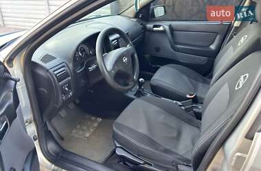 Седан Opel Astra 2008 в 