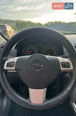 Универсал Opel Astra 2008 в 