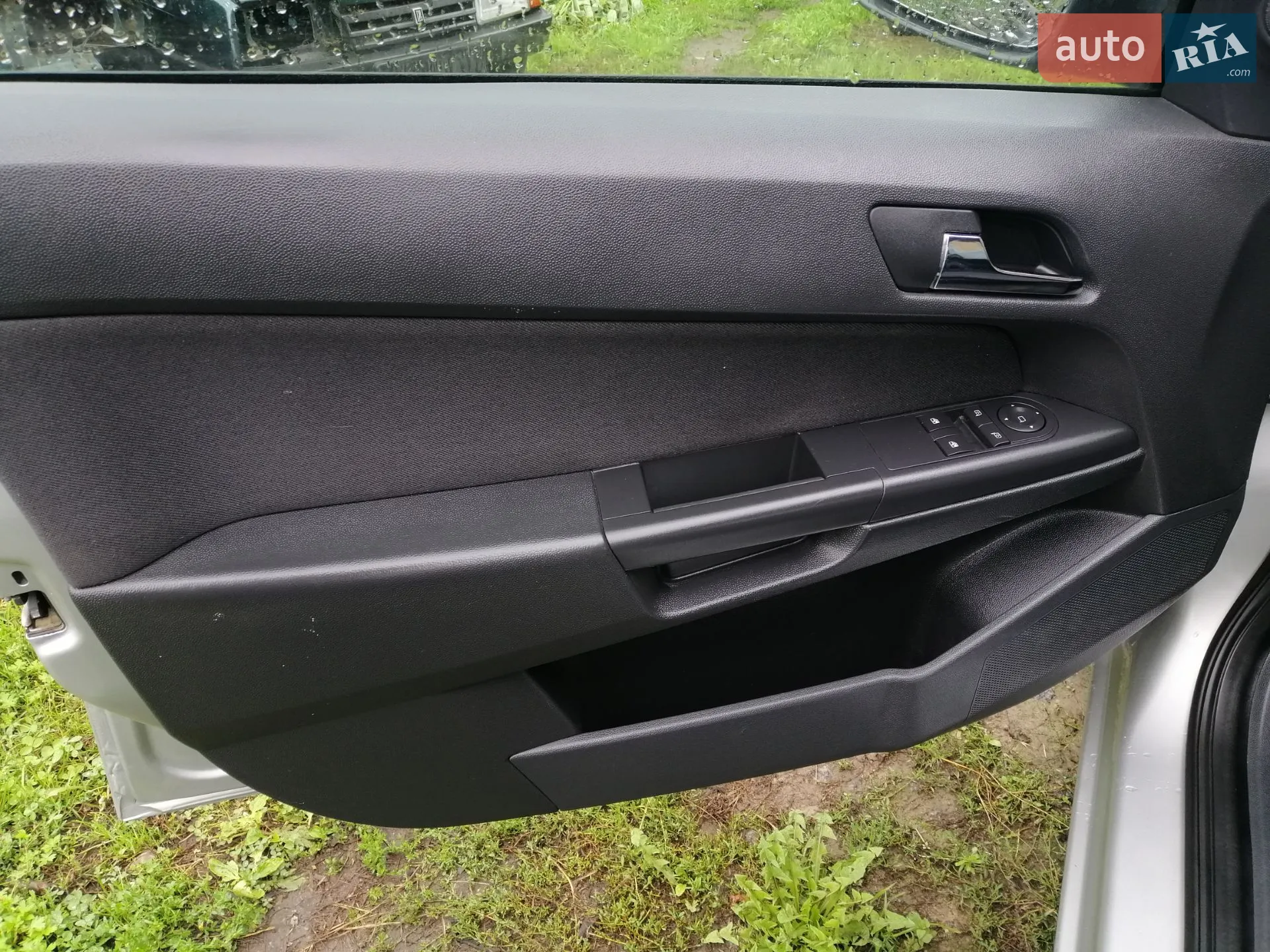 2011 Opel Astra - мініатюра 12