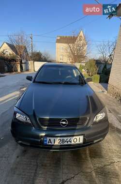 Седан Opel Astra 2005 в Фастове