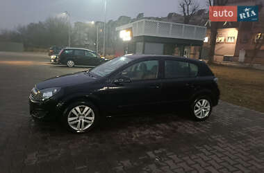Хэтчбек Opel Astra 2007 в Шептицькому