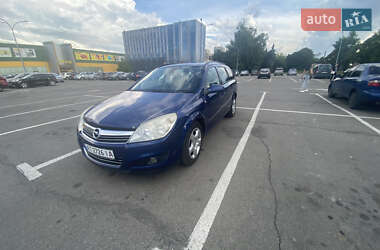 Универсал Opel Astra 2007 в Ивано-Франковске