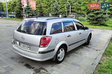 Універсал Opel Astra 2006 в Львові