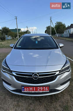 Універсал Opel Astra 2017 в Києві