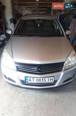 Opel Astra 2007