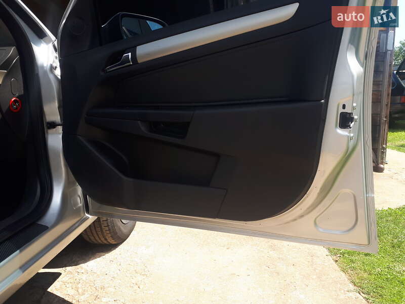 Универсал Opel Astra 2007 в Калуше