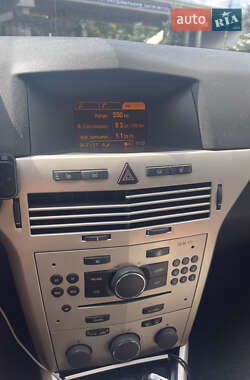 Универсал Opel Astra 2008 в 