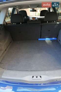 Универсал Opel Astra 2010 в 