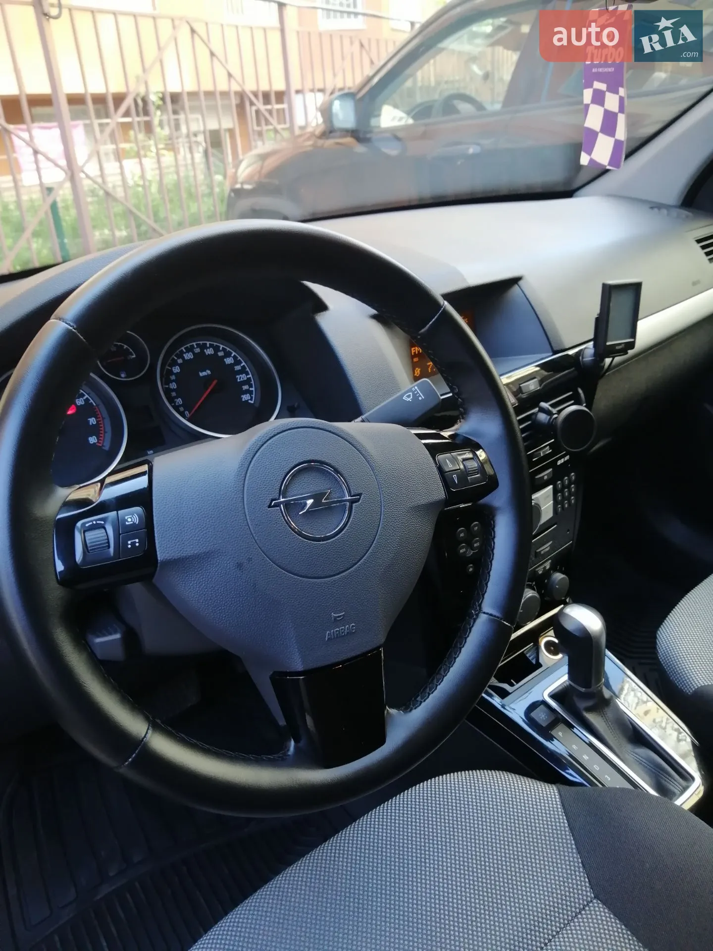 2010 Opel Astra - мініатюра 25