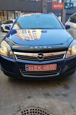 Opel Astra 2010