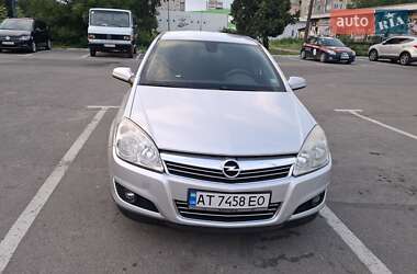 Хетчбек Opel Astra 2008 в Івано-Франківську