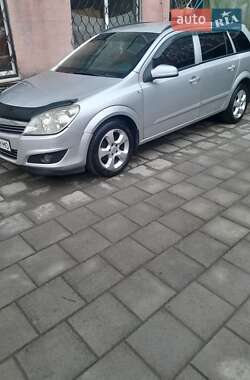 Универсал Opel Astra 2008 в Самборе