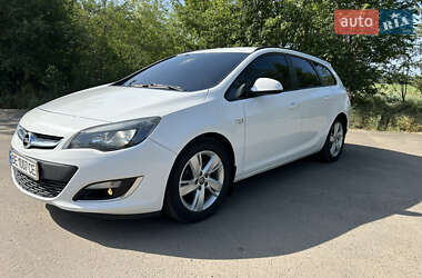 Универсал Opel Astra 2012 в Первомайске