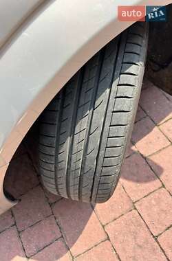 Универсал Opel Astra 2010 в 