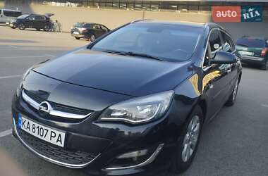 Универсал Opel Astra 2013 в Киеве