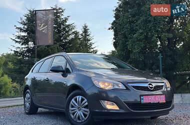 Opel Astra 2013 Opel Astra 2013