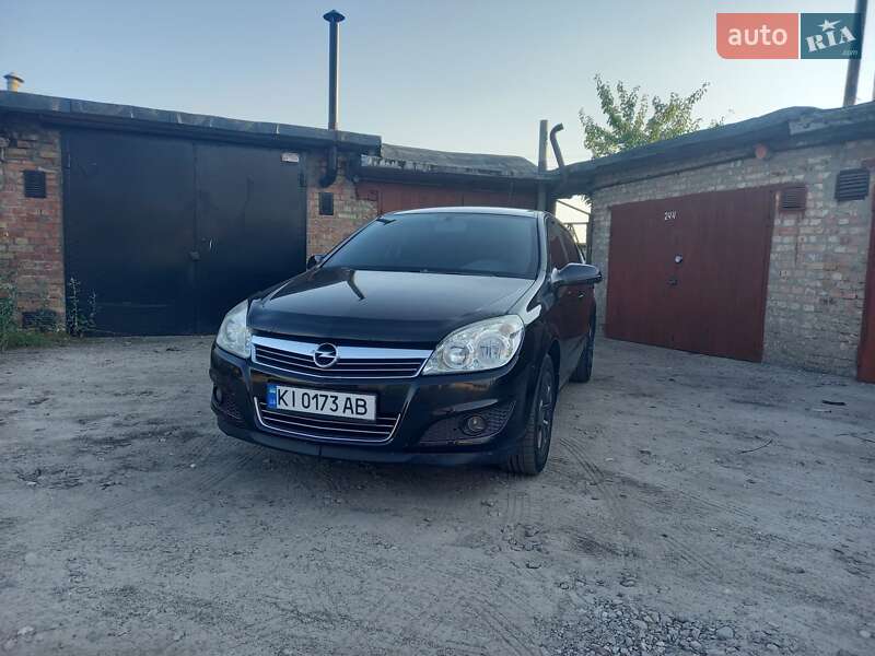 Opel Astra 2008