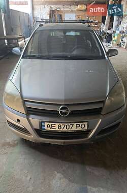 Универсал Opel Astra 2005 в Днепре