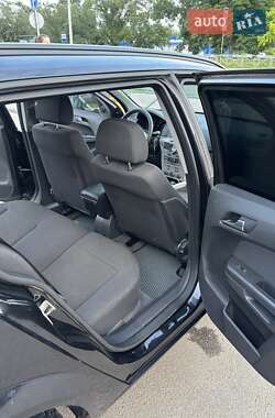 Универсал Opel Astra 2009 в 