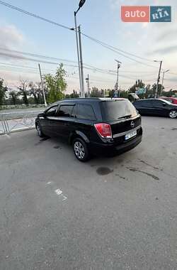 Универсал Opel Astra 2009 в 