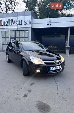 Универсал Opel Astra 2009 в 