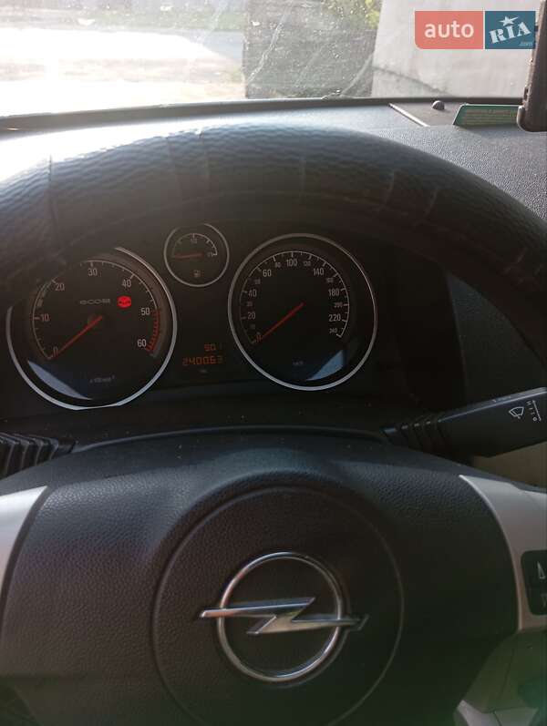 Универсал Opel Astra 2008 в Дубно фото 9 Универсал Opel Astra 2008 в Дубно