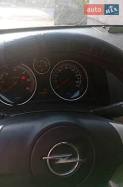 Универсал Opel Astra 2008 в 