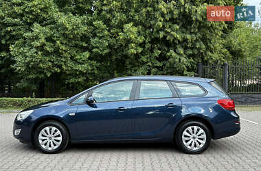 Универсал Opel Astra 2010 в 