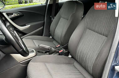 Универсал Opel Astra 2010 в 