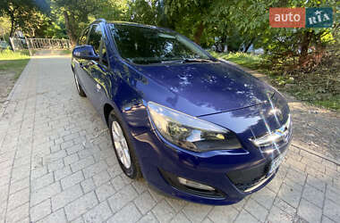 Универсал Opel Astra 2014 в 