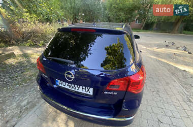 Универсал Opel Astra 2014 в 