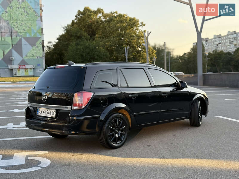 Универсал Opel Astra 2008 в Харькове