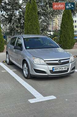 Хетчбек Opel Astra 2007 в Житомирі