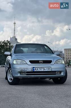 Седан Opel Astra 2004 в Харькове