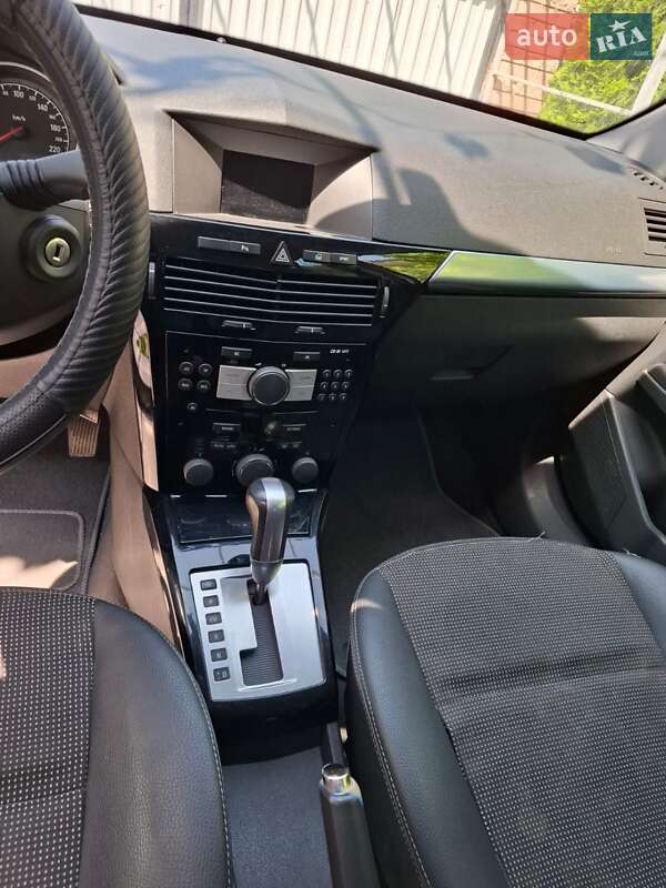 Универсал Opel Astra 2008 в Черновцах фото 16 Универсал Opel Astra 2008 в Черновцах