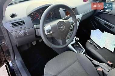 Универсал Opel Astra 2009 в 