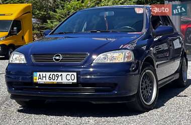Седан Opel Astra 2003 в Днепре
