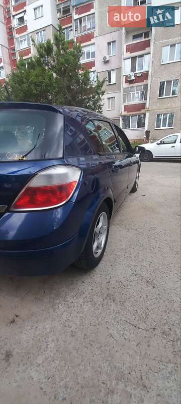 Хетчбек Opel Astra 2005 в Чернігові