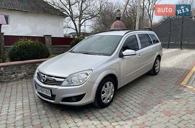 Універсал Opel Astra 2008 в Тернополі