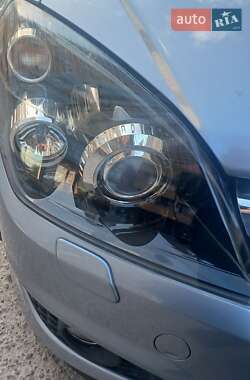 Универсал Opel Astra 2008 в 