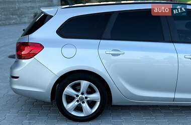 Универсал Opel Astra 2012 в 