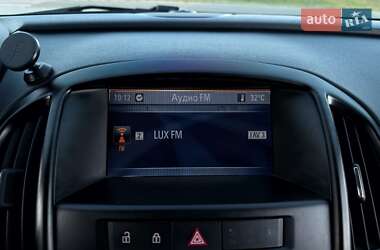 Универсал Opel Astra 2012 в 