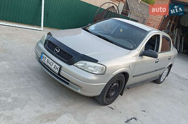 Седан Opel Astra 2008 в Кривом Роге