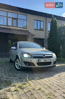 Хэтчбек Opel Astra 2006 в Чернигове