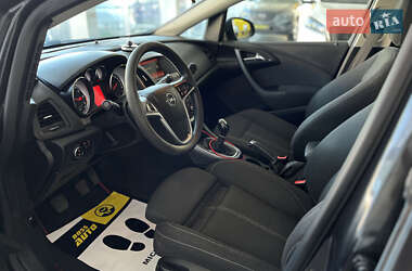 Универсал Opel Astra 2015 в 