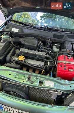 Универсал Opel Astra 1999 в 